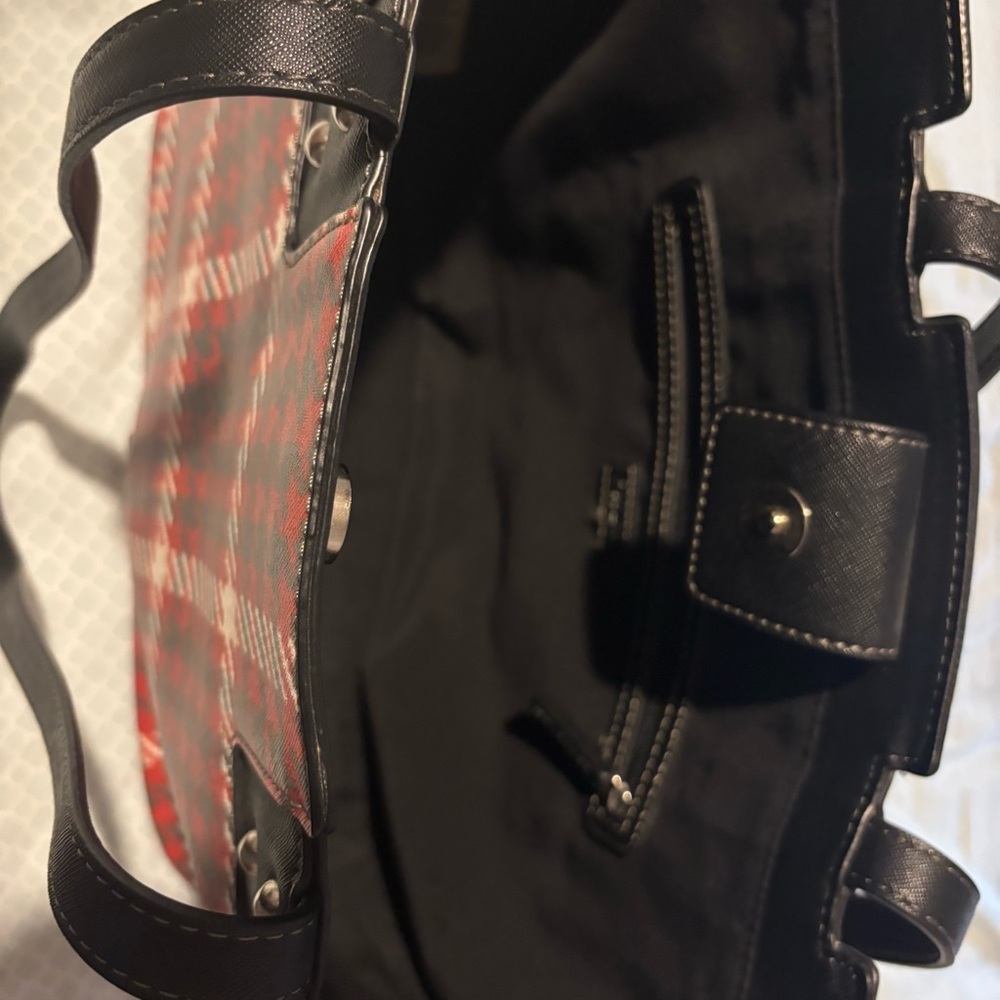 Champs Classic Red and Black Checkered Tote - Picture 9 of 11